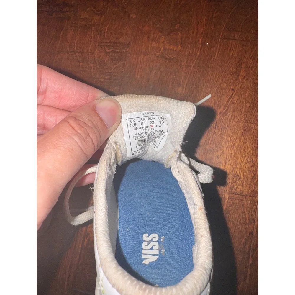 K-Swiss Classic VN Low White Leather Infant Sneakers Size 6 25612-101-M